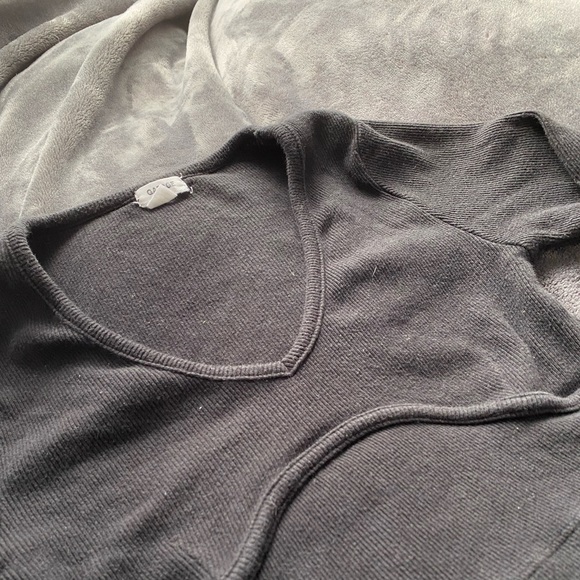 Garage black long sleeve - Picture 2 of 3